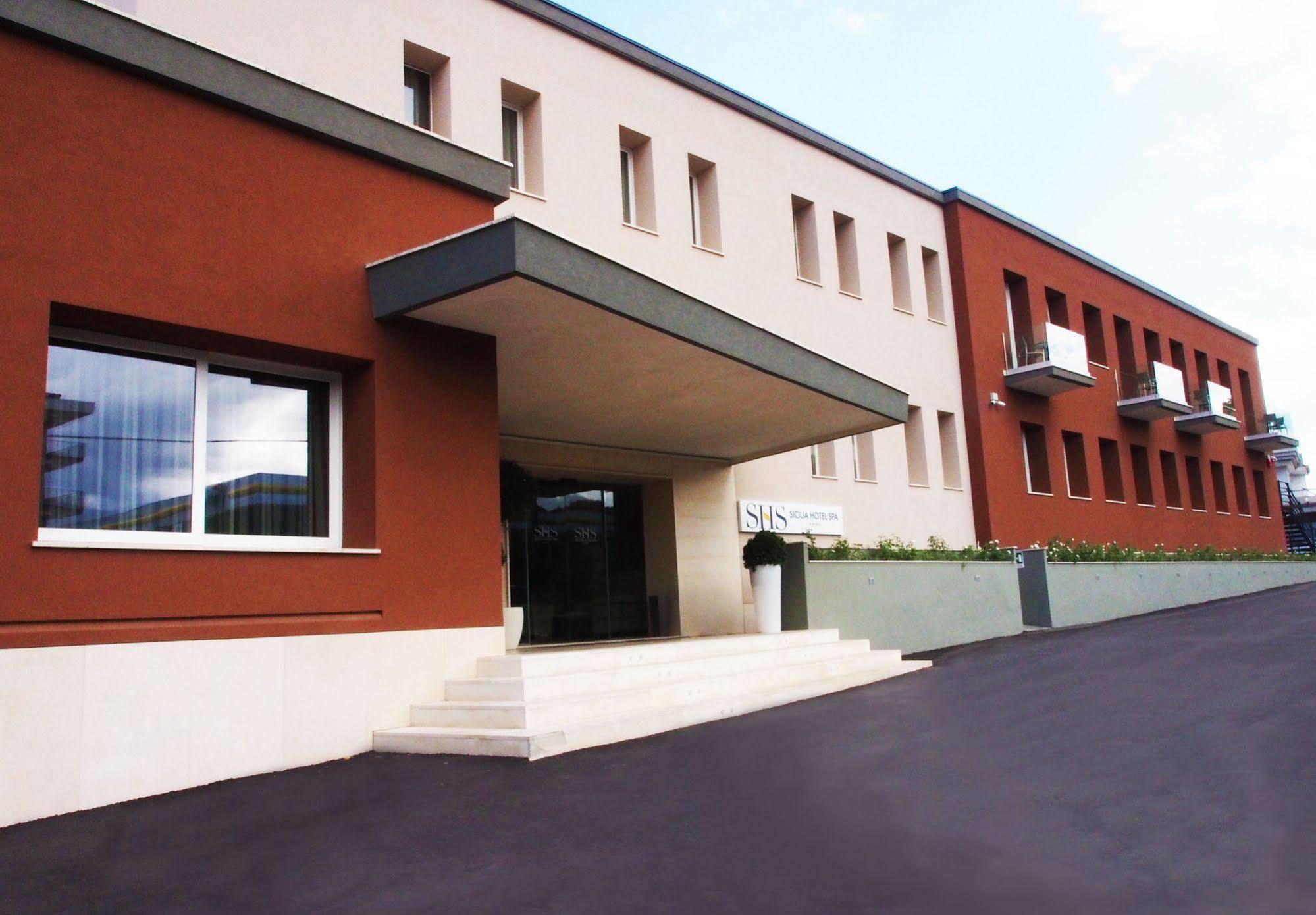 Hotel Sicilia 4*